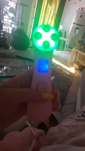 Customer photo review of 5 in 1 RF EMS Electroporation LED Light Therapy for Skin Tightening - Acne Wrinkles Removal