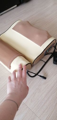 Customer photo review of 2-in-1 Detachable Multi Function Shiatsu Massage Pillow With Heat