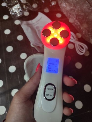 Customer photo review of 5 in 1 RF EMS Electroporation LED Light Therapy for Skin Tightening - Acne Wrinkles Removal