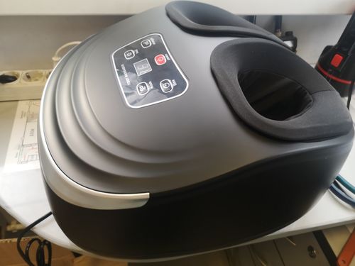 Customer photo review of Air Compression Shiatsu Foot Massager With Heat