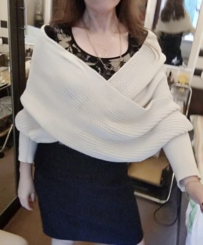 Customer photo review of Écharpe Frileuse 6 en 1 avec manches