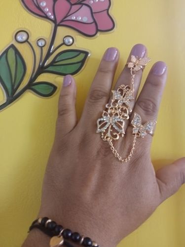 Customer photo review of Bague et sa chaîne - Papillons