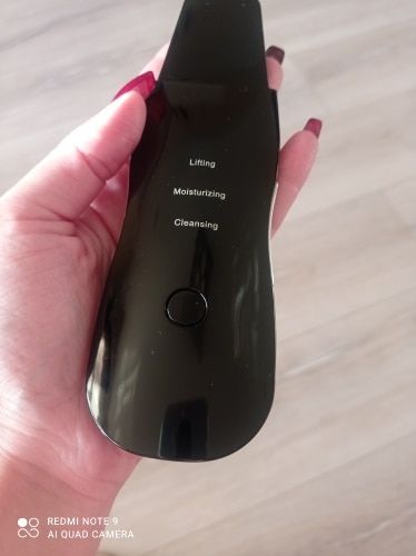 Customer photo review of Electric Ultrasonic Facial Skin Scrubber - Ionic Deep Face Cleaning