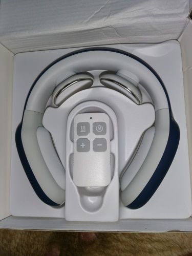 Customer photo review of Electric Wireless Smart Neck and Shoulder Massager with Pulse and Heat