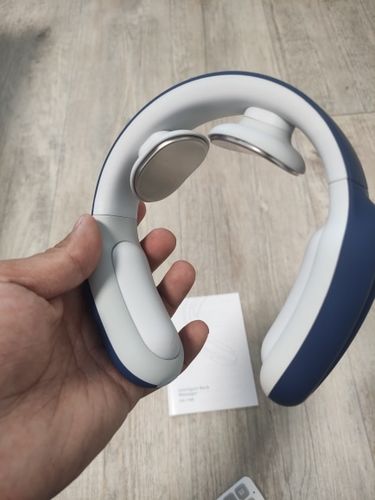 Customer photo review of Electric Wireless Smart Neck and Shoulder Massager with Pulse and Heat