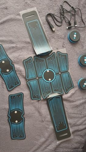 Customer photo review of EMS Abdominal Muscle Stimulator Belt - ABS Fitness Equipment Trainer