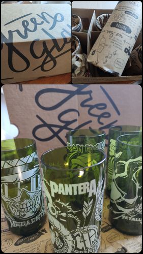 Customer photo review of Juego de 6 Vasos Metaleros