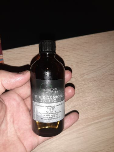 Customer photo review of HUILE DE NIGELLE D'ETHIOPIE (HABACHIA) 100 ML - Régénère la peau et renforce les défenses immunitaires