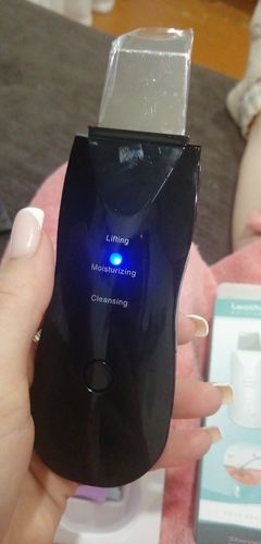 Customer photo review of Electric Ultrasonic Facial Skin Scrubber - Ionic Deep Face Cleaning