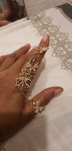 Customer photo review of Bague et sa chaîne - Papillons