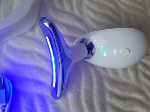 Customer photo review of IPL Vibration Neck Tightening Device - Reduce Double Chin Anti-aging and Anti-wrinkle