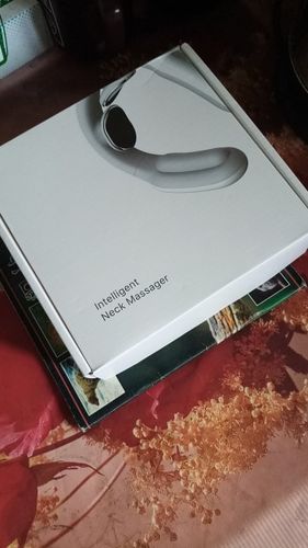 Customer photo review of Electric Wireless Smart Neck and Shoulder Massager with Pulse and Heat