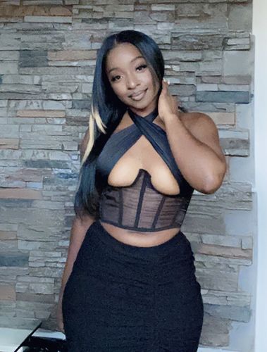 Customer photo review of Ruched drawstring mini skirt