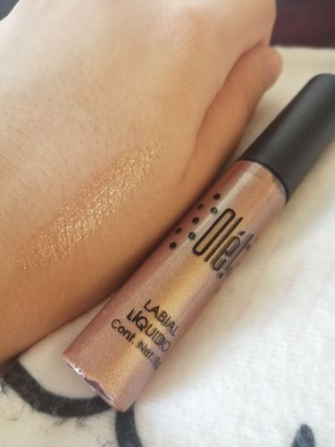 Customer photo review of Brillo Labial Olé! Nude, 8g