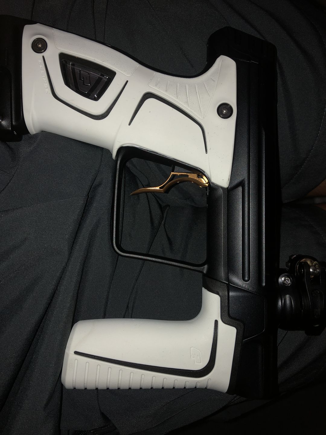 Customer photo review of Infamous Deuce 1R DNA Trigger fits: Geo 4, 170R, 160R,  CS1, CS1.5 CSR, CSPro