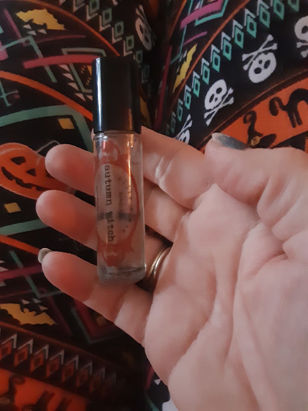 Customer photo review of Autumn Witch Vegan Perfume Oil