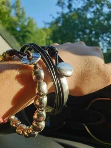 Customer photo review of Bracelet Wrap en Cuir "Style Unique" - 4 coloris disponibles