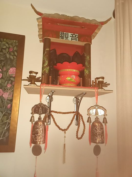 Customer photo review of 8 Inch Ironbridge Cast Iron Shelf Bracket