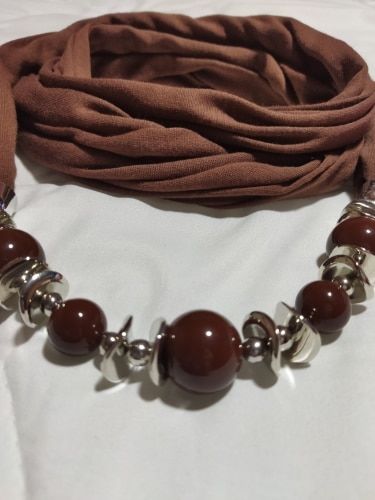Customer photo review of Écharpe avec Pendentif de Perles