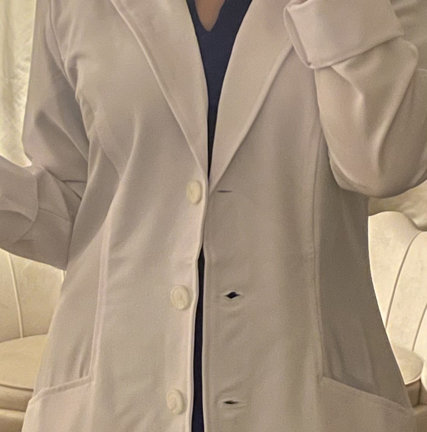 Customer photo review of لابكوت ايڤ سليك جريز اناتومي ~Labcoat Eve Sleek Grey's Anatomy
