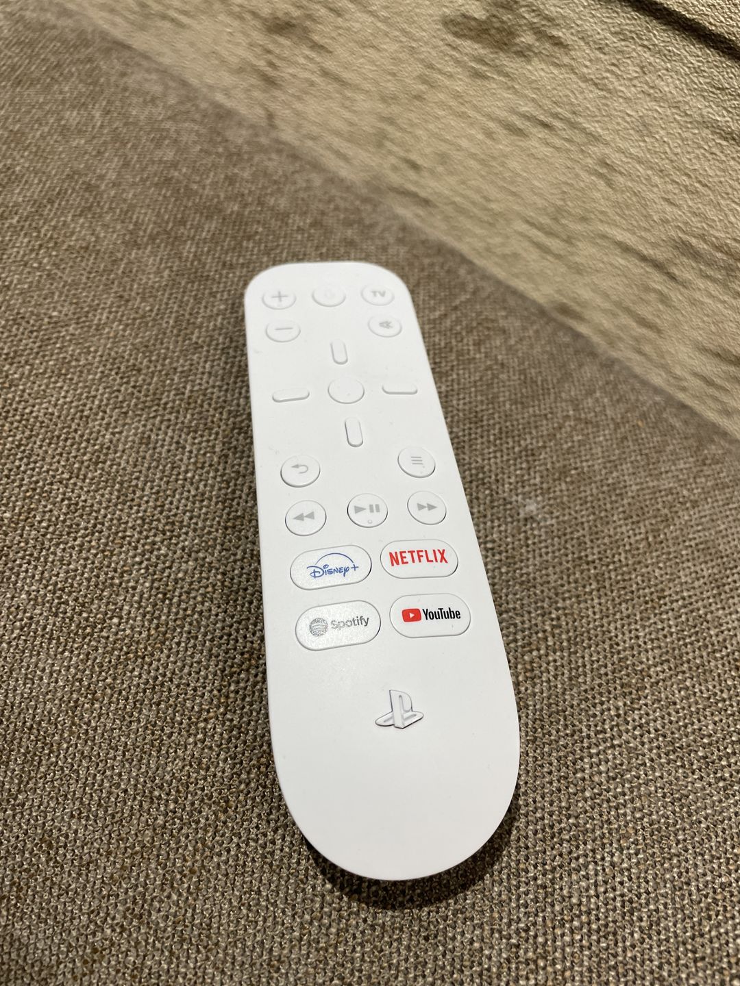 Customer photo review of PS5 Media Remote - Glacier White