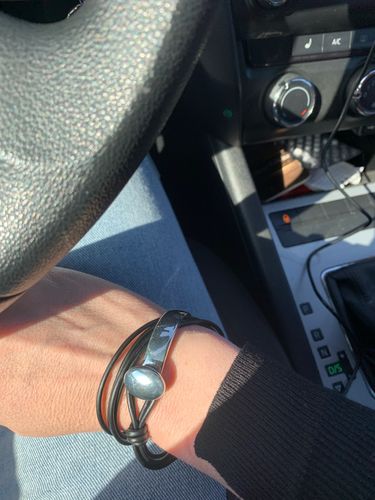 Customer photo review of Bracelet Wrap en Cuir "Style Unique" - 4 coloris disponibles