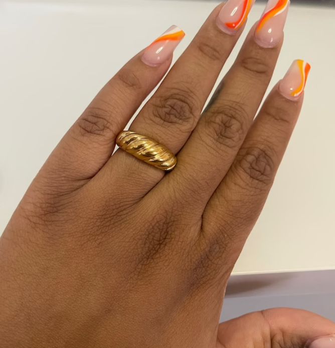 Customer photo review of Gold Chunky Twisted Ring