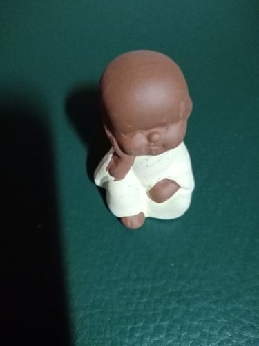 Customer photo review of Statues "Petits Moines Bouddha" en Céramique