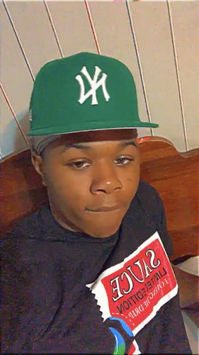 Customer photo review of 3-Tone Brown Contact Lenses