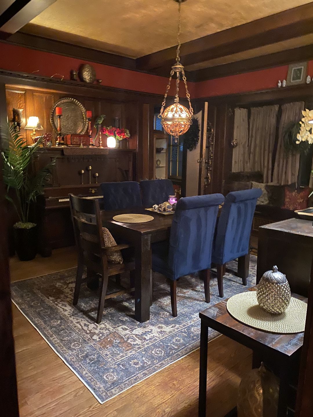 Customer photo review of Distressed Vintage Cezanne Rabbit Gray Inca Gold Area Rug