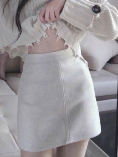 Customer photo review of Jupe Taille Haute - Sixtine