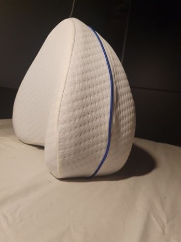 Customer photo review of Orthopedic Memory Foam Body Alignment Knee Leg Pillow for Side Sleeper