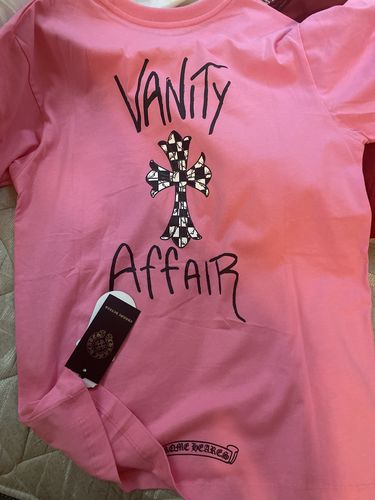 Customer photo review of CHROME HEARTS 13 T-Shirt