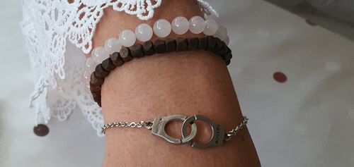 Customer photo review of Bracelet à perles de quartz rose 8mm en pierre naturelle