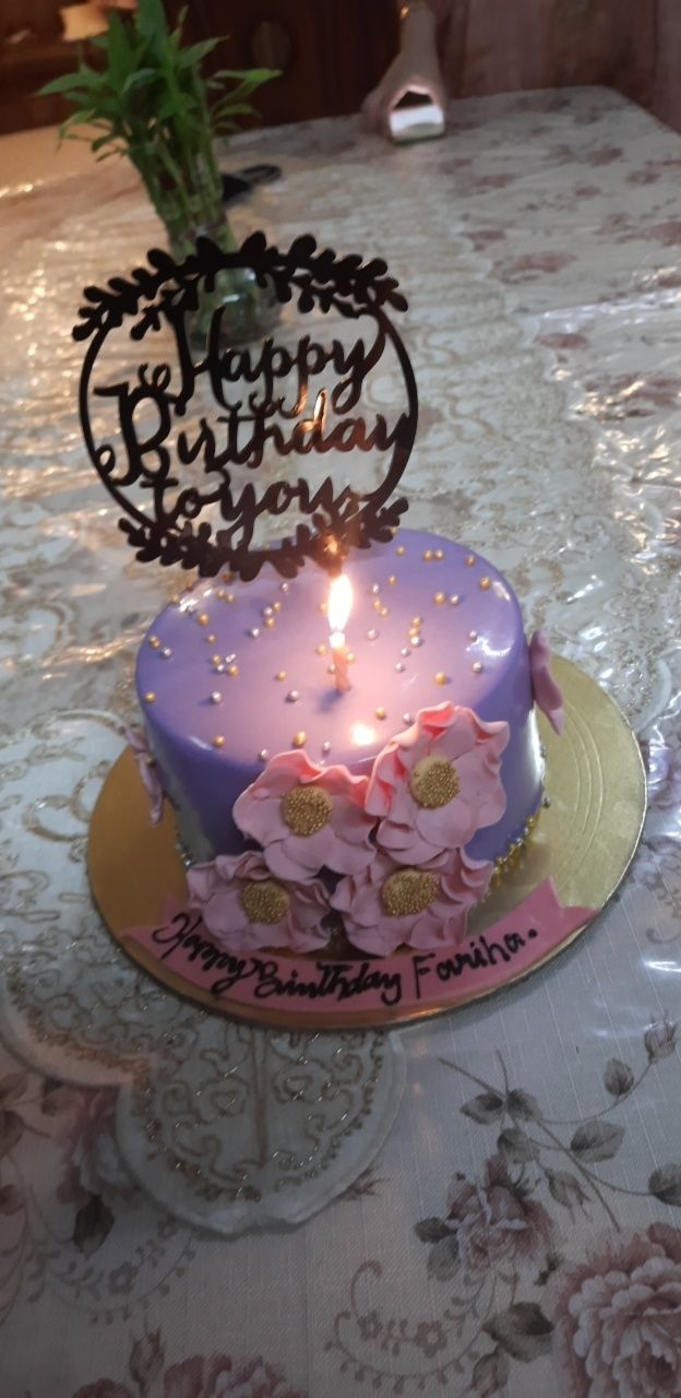 Customer photo review of Floral Purple Cake