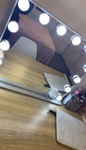 Customer photo review of Hollywood Mirror "Celebrity"