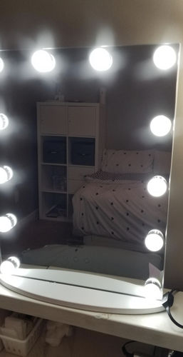 Customer photo review of Hollywood Mirror "Star"
