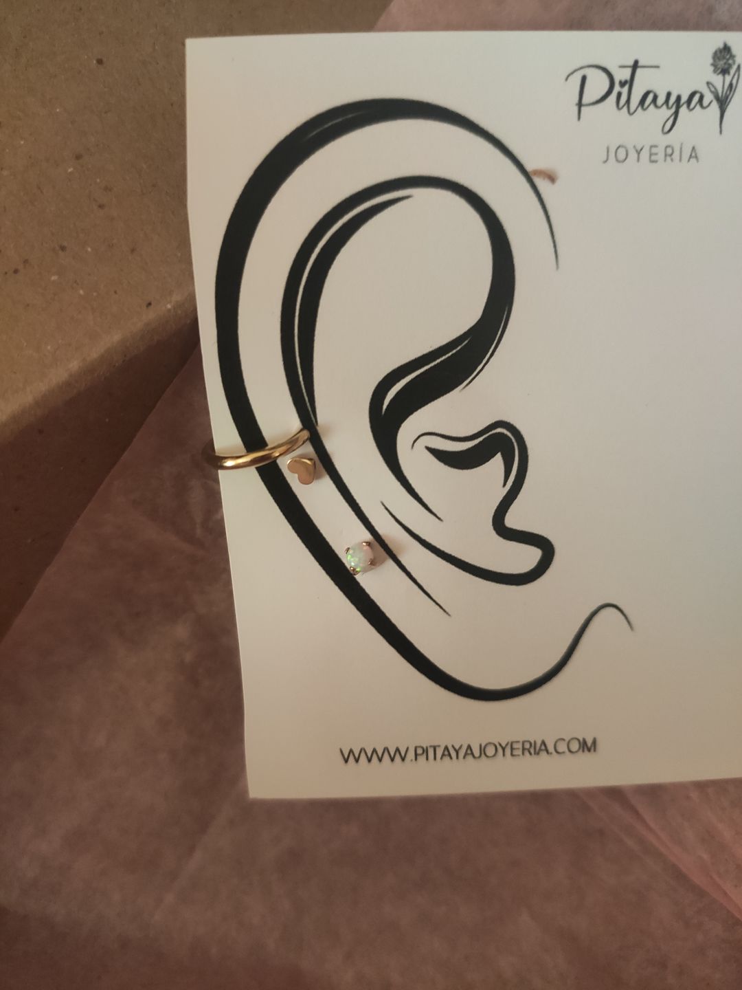 Customer photo review of Piercing de Corazón Titanio