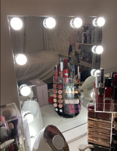 Customer photo review of Hollywood Mirror "Star"