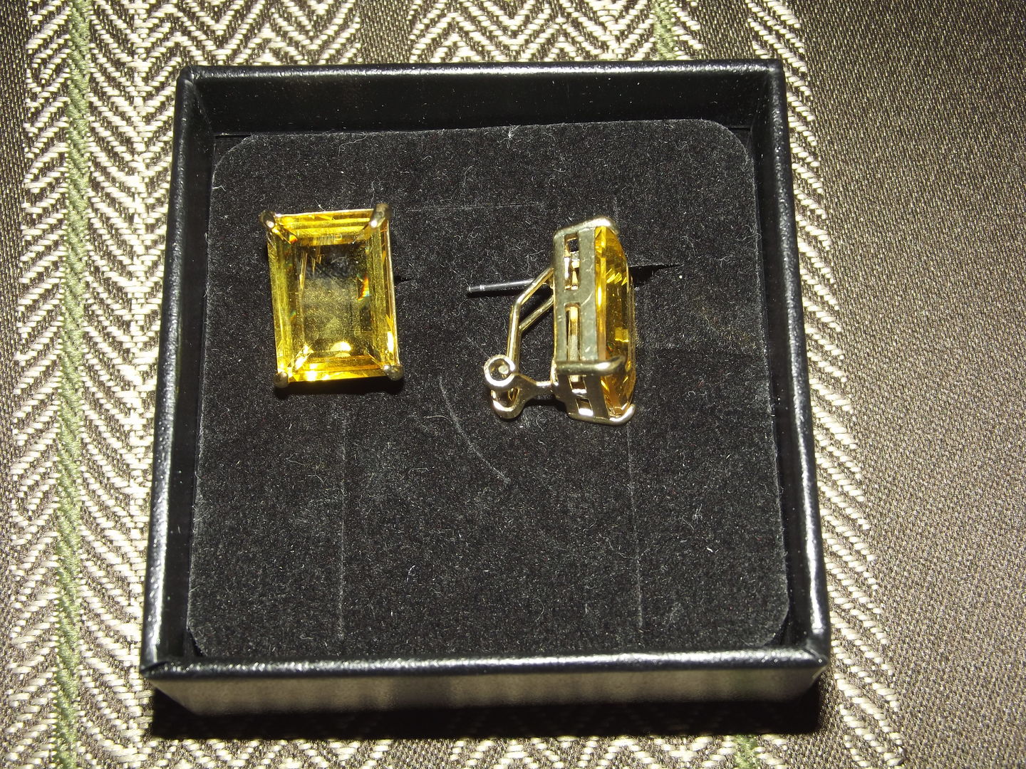 Customer photo review of HEIDI DAUS®"Devil Wears Heidi" Crystal Button Earring