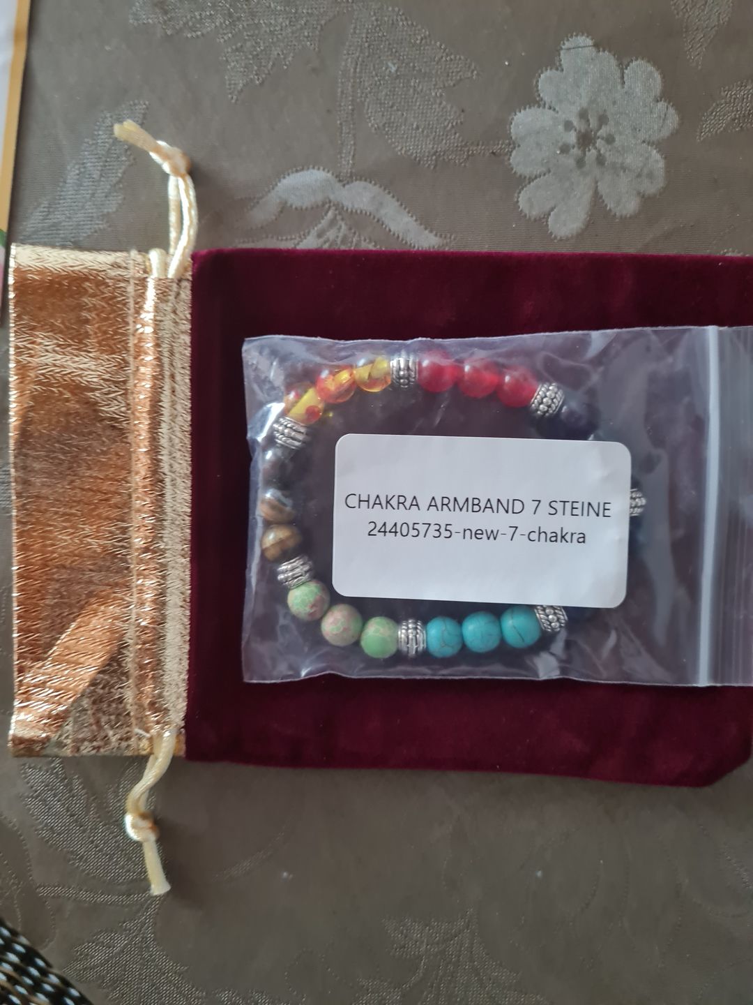 Customer photo review of CHAKRA Armband 7 Steine