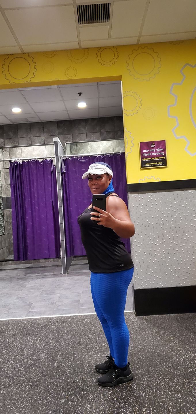 Customer photo review of Anti-Cellulite High Waisted Textured Leggings