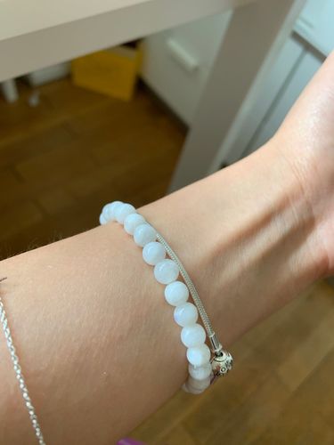 Customer photo review of Bracelet "Equilibre" en Pierre de Lune