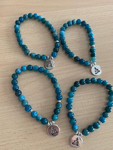 Customer photo review of Bracelet Apatite "Fluidité des Energies"