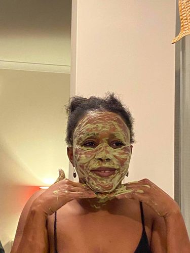 Victoria A. review of Qasil Powder for Hair and Skin, Organic Qasil Powder, Qasil Powder for Face, Pack of 1, 150gm image 1 out of 1