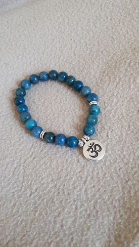 Customer photo review of Bracelet Apatite "Fluidité des Energies"