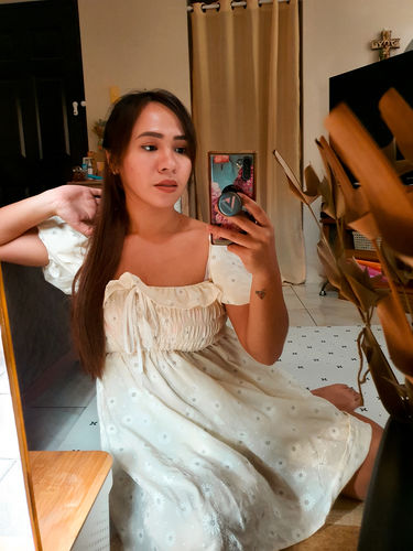 Customer photo review of 26" Straight Ponytail