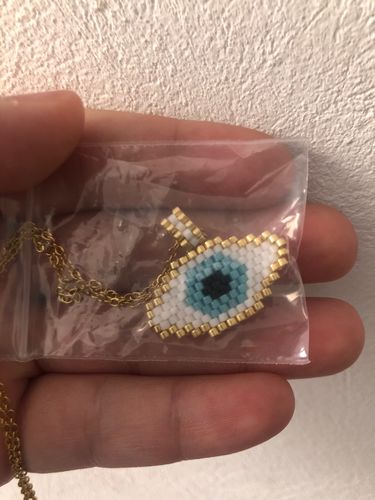 Customer photo review of Collier Mauvais Œil
