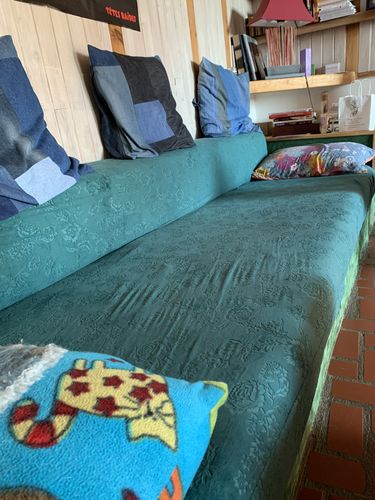 Customer photo review of Vert - Housses en velours gaufré Extensibles de Fauteuil et Canapé - La Maison des Housses