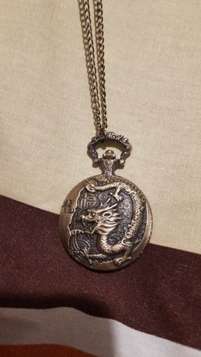 Customer photo review of Collier - Montre "Dragon Chinois"